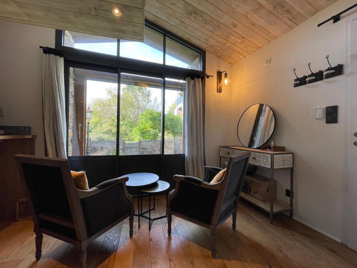 La Demoiselle De Bohardy Apartman Montrevault Kültér fotó